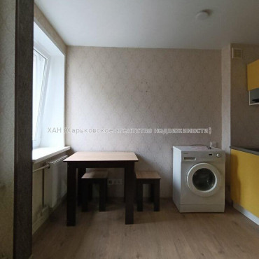Продам квартиру, Александра Орлова ул. , 1  ком., 18 м², капитальный ремонт 