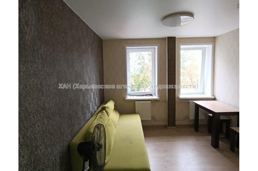 Продам квартиру, Александра Орлова ул. , 1  ком., 18 м², капитальный ремонт 