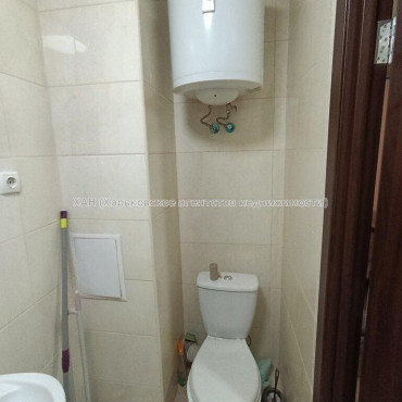 Продам квартиру, Александра Орлова ул. , 1  ком., 18 м², капитальный ремонт 