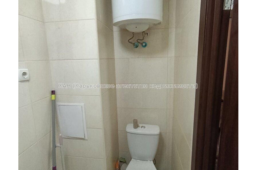 Продам квартиру, Александра Орлова ул. , 1  ком., 18 м², капитальный ремонт 