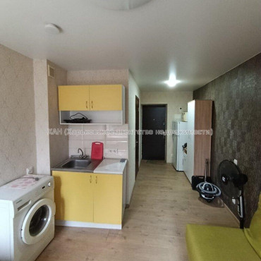 Продам квартиру, Александра Орлова ул. , 1  ком., 18 м², капитальный ремонт 