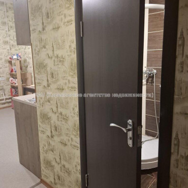 Продам квартиру, Единства ул. , 1 кім., 20 м², капитальный ремонт 