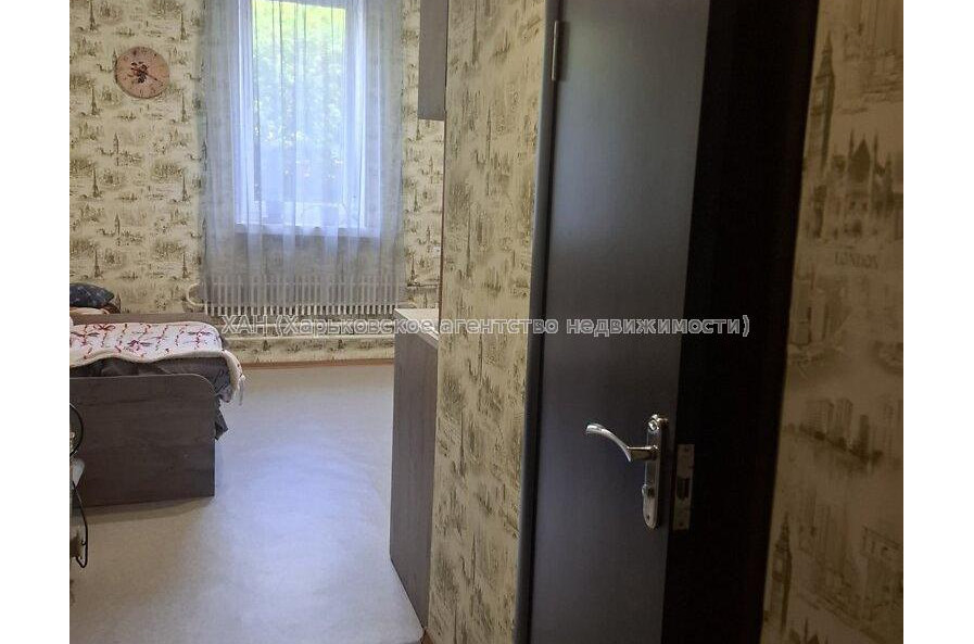 Продам квартиру, Единства ул. , 1 кім., 20 м², капитальный ремонт 