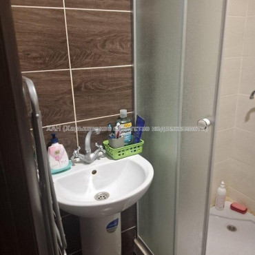 Продам квартиру, Единства ул. , 1 кім., 20 м², капитальный ремонт 