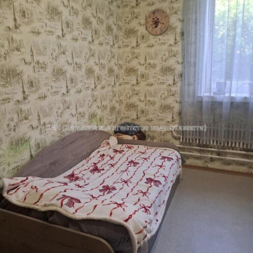 Продам квартиру, Единства ул. , 1 кім., 20 м², капитальный ремонт 