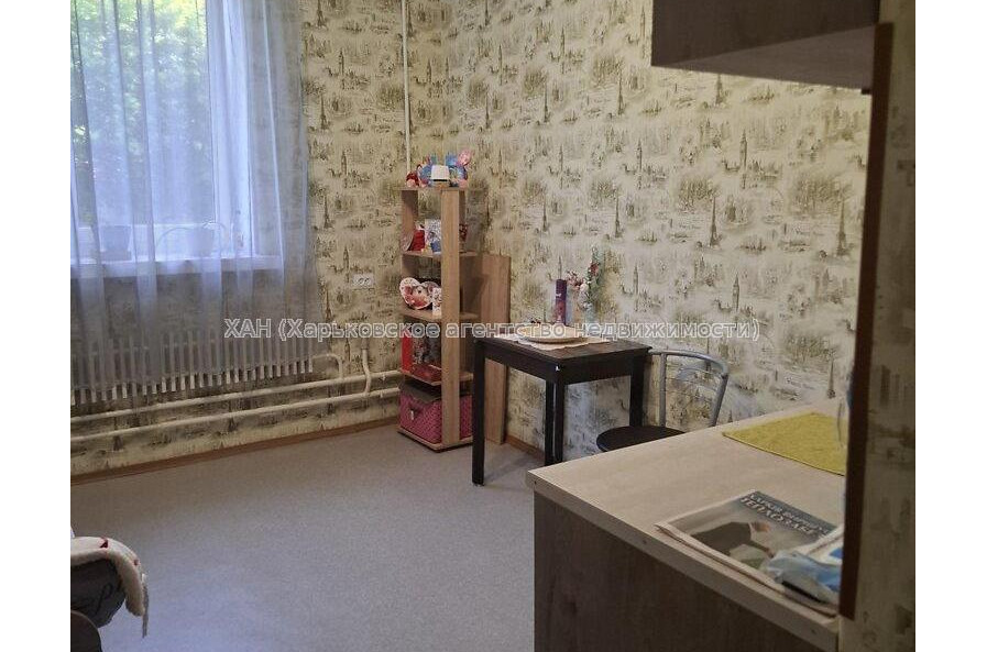 Продам квартиру, Единства ул. , 1 кім., 20 м², капитальный ремонт 