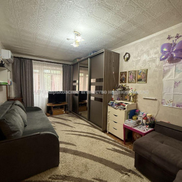 Продам квартиру, Большая Панасовская ул. , 1  ком., 30.60 м², косметический ремонт 