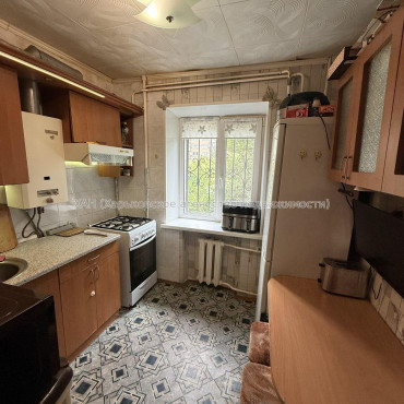 Продам квартиру, Большая Панасовская ул. , 1  ком., 30.60 м², косметический ремонт 