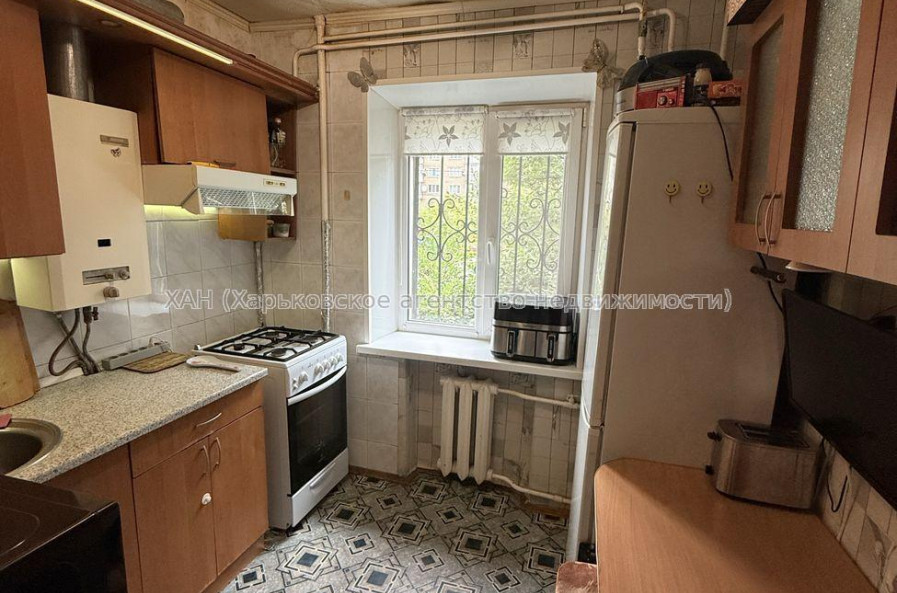 Продам квартиру, Большая Панасовская ул. , 1  ком., 30.60 м², косметический ремонт 