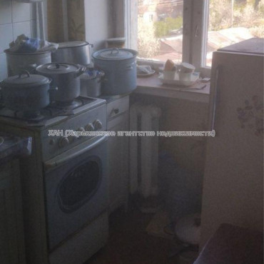 Продам квартиру, Звездная ул. , 1 кім., 42 м², советский ремонт 