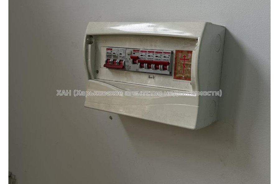 Продам нежитлову нерухомість, магазин , 1 кім., 25 м², косметический ремонт 