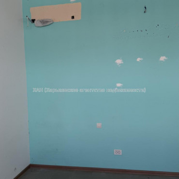 Продам нежитлову нерухомість, магазин , 1 кім., 25 м², косметический ремонт 