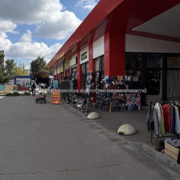 Продам нежитлову нерухомість, магазин , 1 кім., 25 м², косметический ремонт 