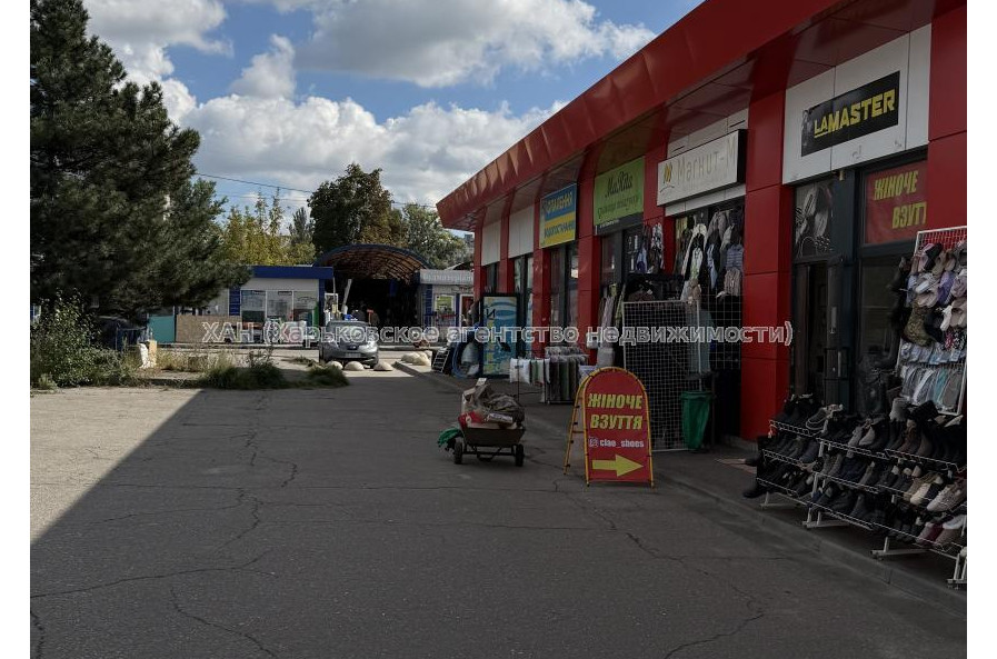Продам нежитлову нерухомість, магазин , 1 кім., 25 м², косметический ремонт 