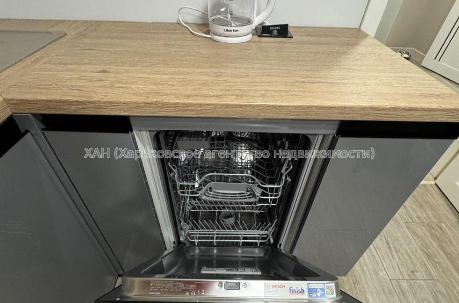 Сдам квартиру, Героев Харькова просп. , 1  ком., 38 м², капитальный ремонт 