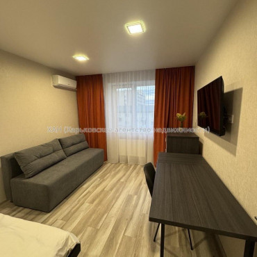 Сдам квартиру, Героев Харькова просп. , 1  ком., 38 м², капитальный ремонт 