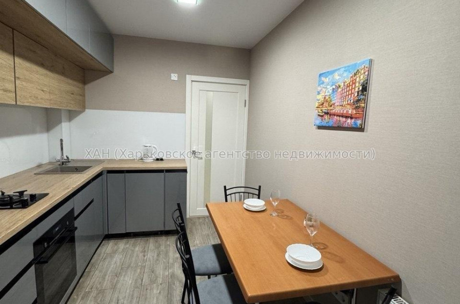 Сдам квартиру, Героев Харькова просп. , 1  ком., 38 м², капитальный ремонт 