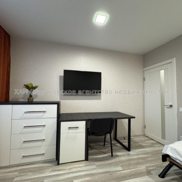 Сдам квартиру, Героев Харькова просп. , 1  ком., 38 м², капитальный ремонт 