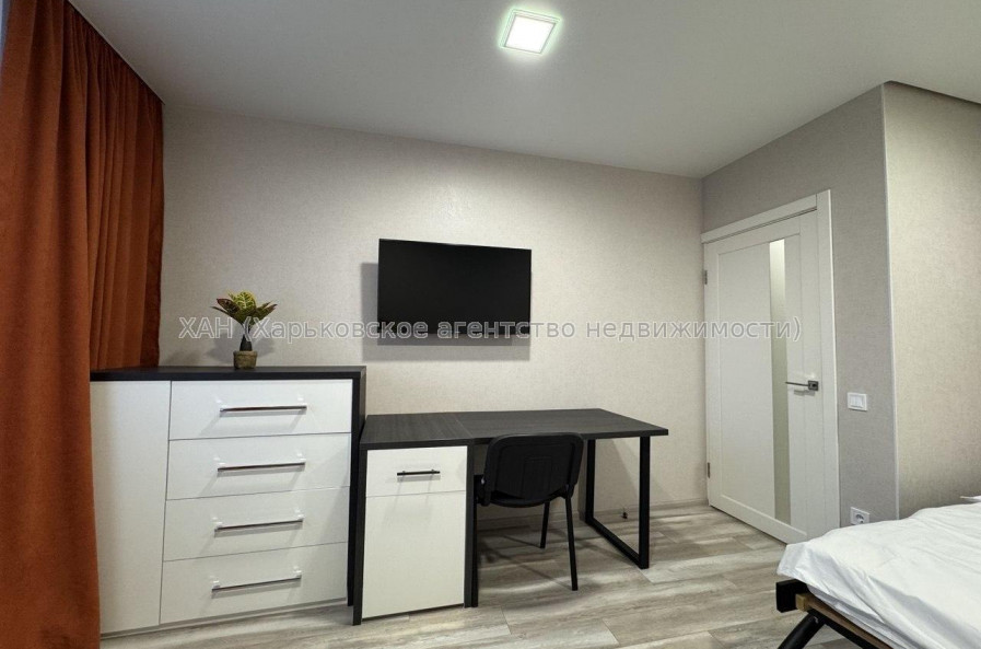 Сдам квартиру, Героев Харькова просп. , 1  ком., 38 м², капитальный ремонт 
