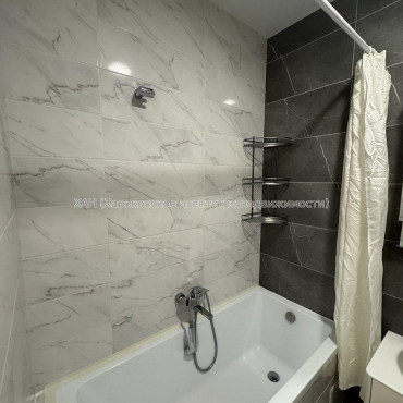 Сдам квартиру, Героев Харькова просп. , 1  ком., 38 м², капитальный ремонт 