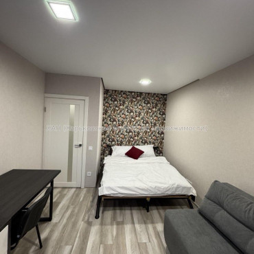 Сдам квартиру, Героев Харькова просп. , 1  ком., 38 м², капитальный ремонт 