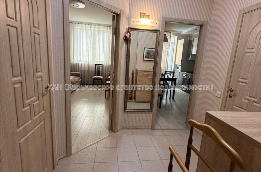 Продам квартиру, Зубарева Александра ул. , 1  ком., 42.70 м², капитальный ремонт 