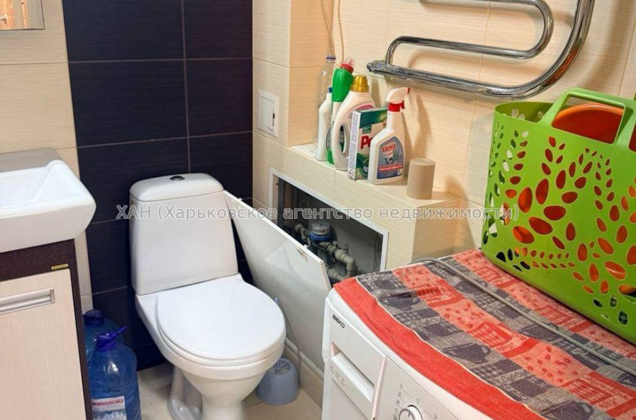 Продам квартиру, Зубарева Александра ул. , 1  ком., 42.70 м², капитальный ремонт 