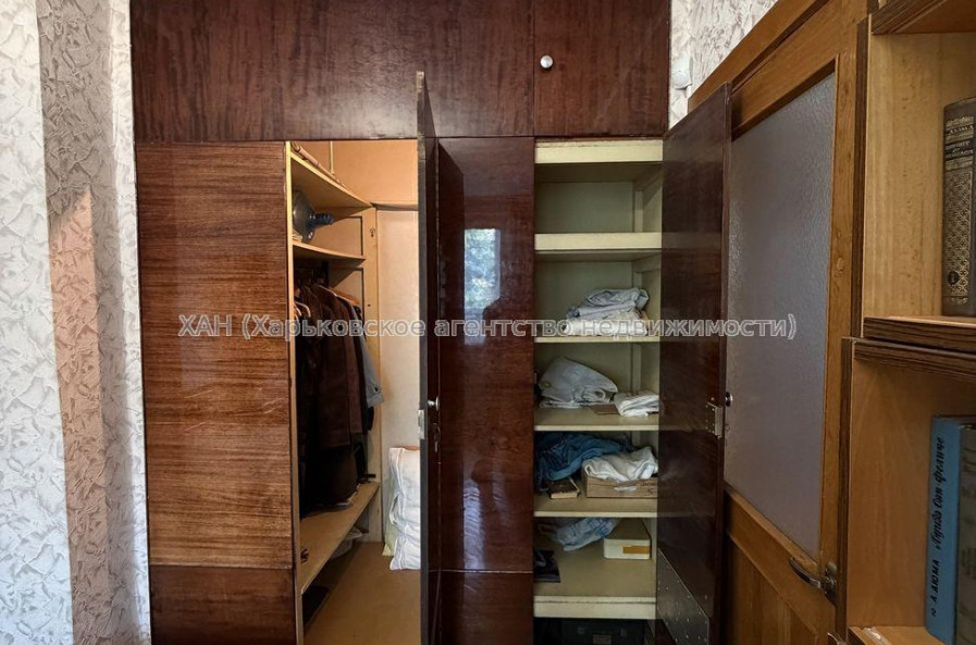 Продам квартиру, Михаила Семенко ул. , 4 кім., 80 м², евроремонт 