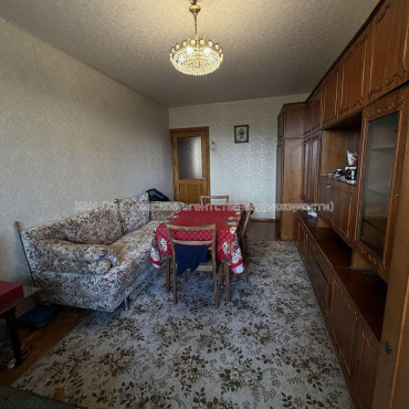 Продам квартиру, Михаила Семенко ул. , 4 кім., 80 м², евроремонт 
