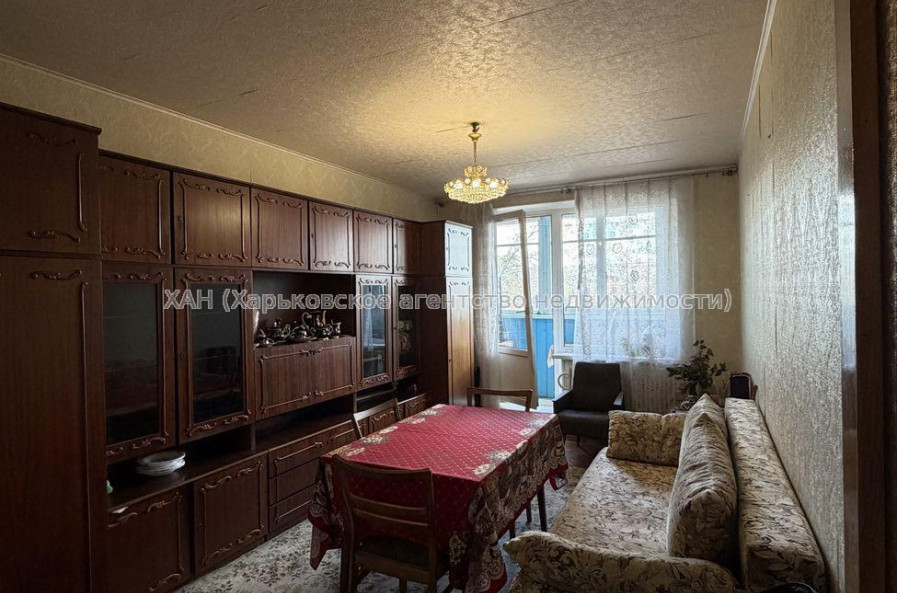 Продам квартиру, Михаила Семенко ул. , 4 кім., 80 м², евроремонт 