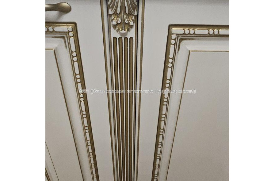 Продам квартиру, Залесская ул. , 2  ком., 60 м², авторский дизайн 
