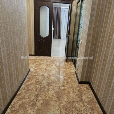 Продам квартиру, Залесская ул. , 2  ком., 60 м², авторский дизайн 