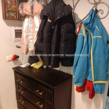 Продам квартиру, 12 Апреля ул. , 1 кім., 33 м², авторский дизайн 
