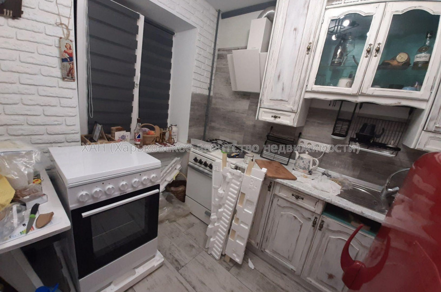 Продам квартиру, 12 Апреля ул. , 1 кім., 33 м², авторский дизайн 