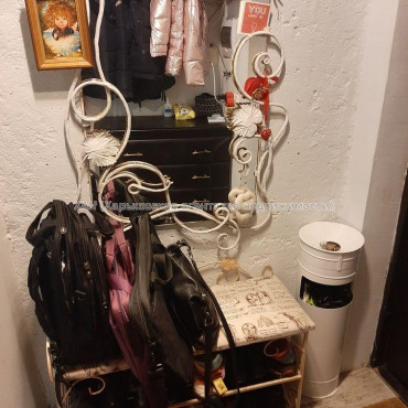 Продам квартиру, 12 Апреля ул. , 1 кім., 33 м², авторский дизайн 