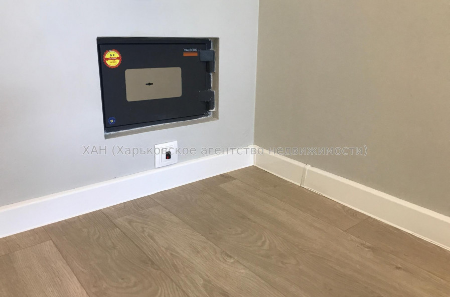Продам квартиру, Фанинский пер. , 3 , 2 кім., 65 м², авторский дизайн 