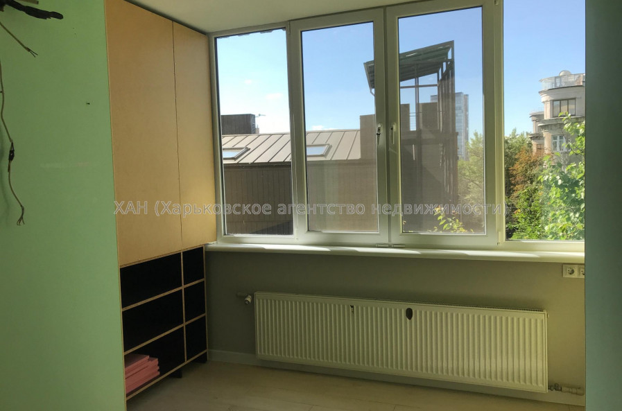 Продам квартиру, Фанинский пер. , 3 , 2 кім., 65 м², авторский дизайн 