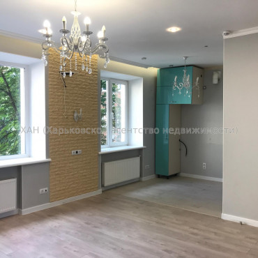 Продам квартиру, Фанинский пер. , 3 , 2 кім., 65 м², авторский дизайн 