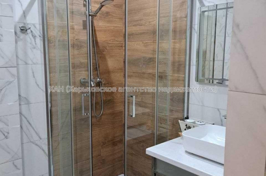 Продам квартиру, Героев Харькова просп. , 1  ком., 48.40 м², евроремонт 