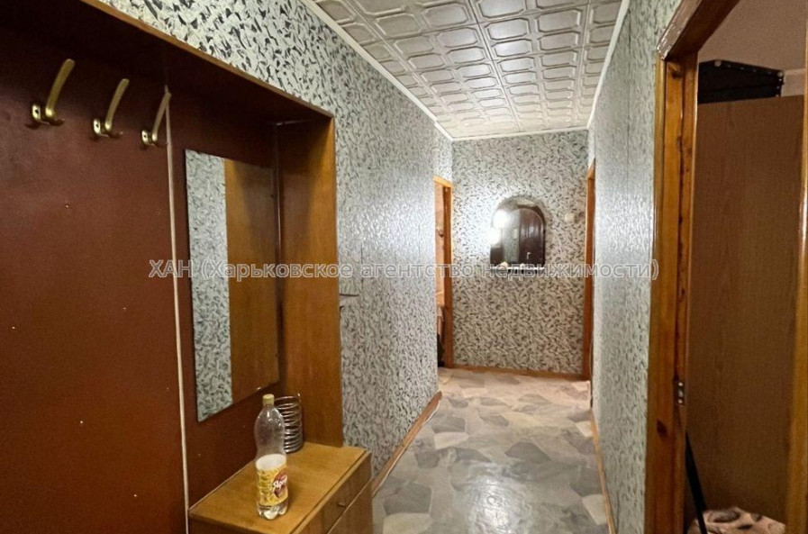 Продам квартиру, Гвардейцев Широнинцев ул. , 3 кім., 63 м², косметический ремонт 