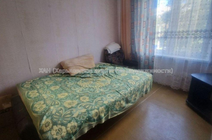 Продам квартиру, Гвардейцев Широнинцев ул. , 3 кім., 63 м², косметический ремонт 