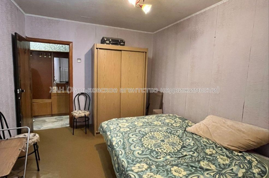 Продам квартиру, Гвардейцев Широнинцев ул. , 3 кім., 63 м², косметический ремонт 