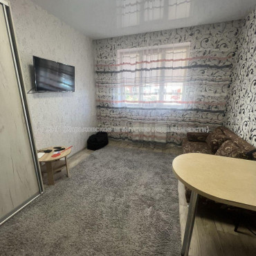 Продам квартиру, Драгоманова ул. , 1  ком., 20.50 м², советский ремонт 