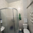 Продам квартиру, Драгоманова ул. , 1  ком., 20.50 м², советский ремонт 