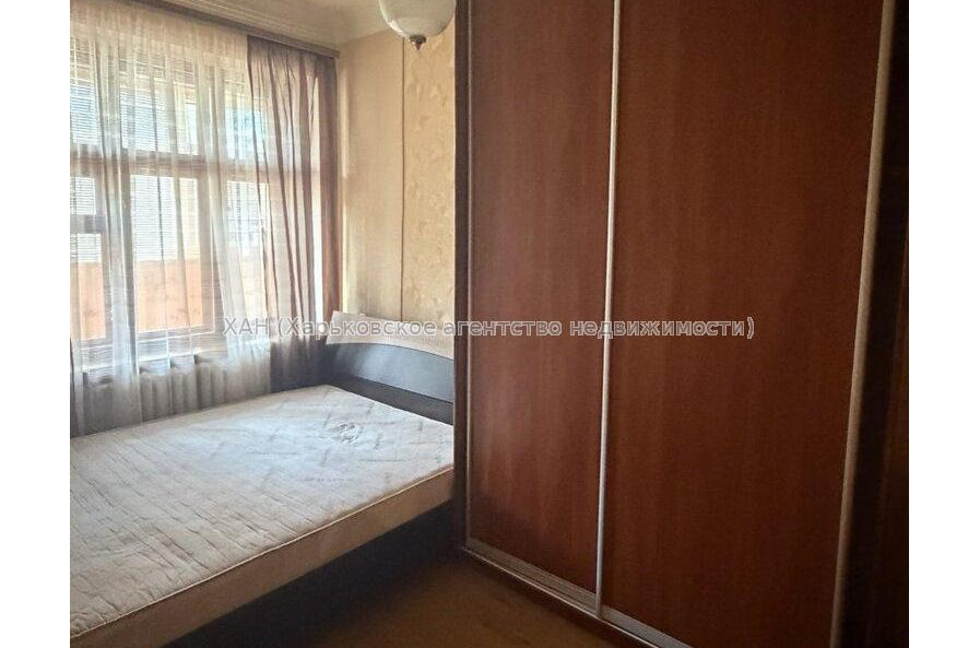 Продам квартиру, Мироносицкая ул. , 4  ком., 74.60 м², косметический ремонт 
