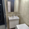Продам квартиру, 23 Августа ул. , 1 кім., 31.90 м², авторский дизайн 