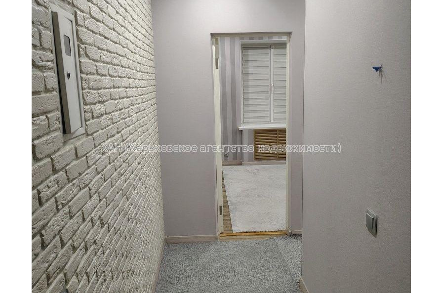 Продам квартиру, 23 Августа ул. , 1 кім., 31.90 м², авторский дизайн 