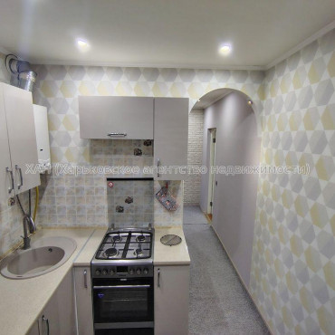 Продам квартиру, 23 Августа ул. , 1 кім., 31.90 м², авторский дизайн 