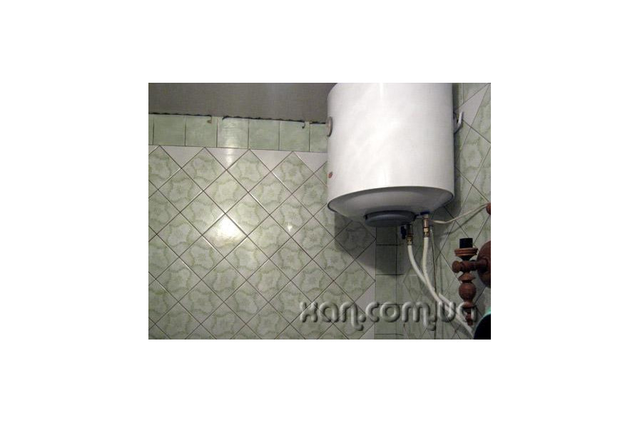 Продам квартиру, Мерефянское шоссе , 4  ком., 82 м², косметический ремонт 