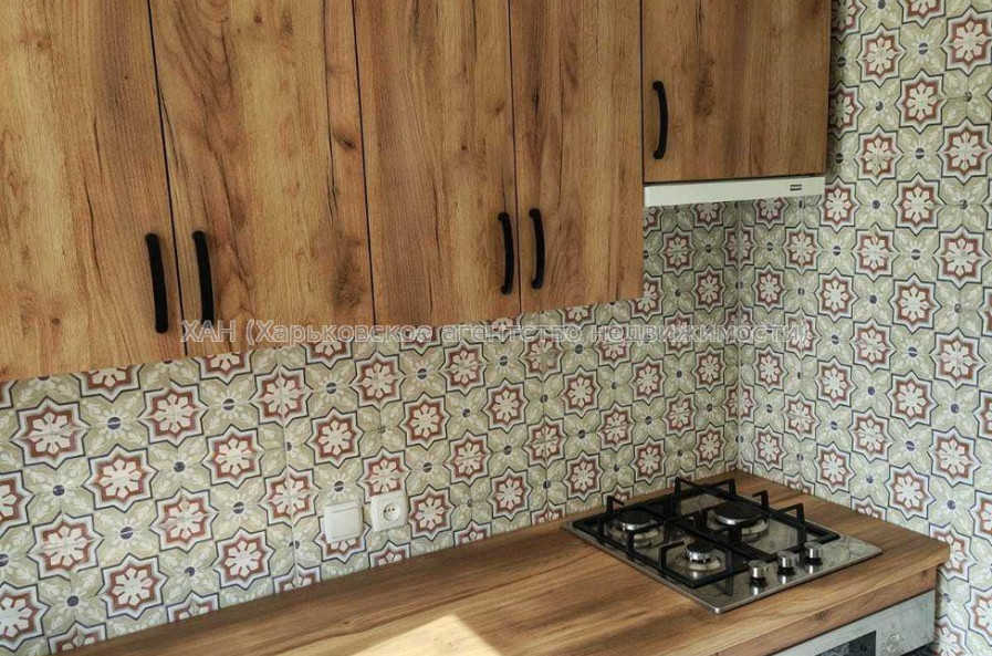 Продам квартиру, Ньютона ул. , 2 кім., 45 м², капитальный ремонт 
